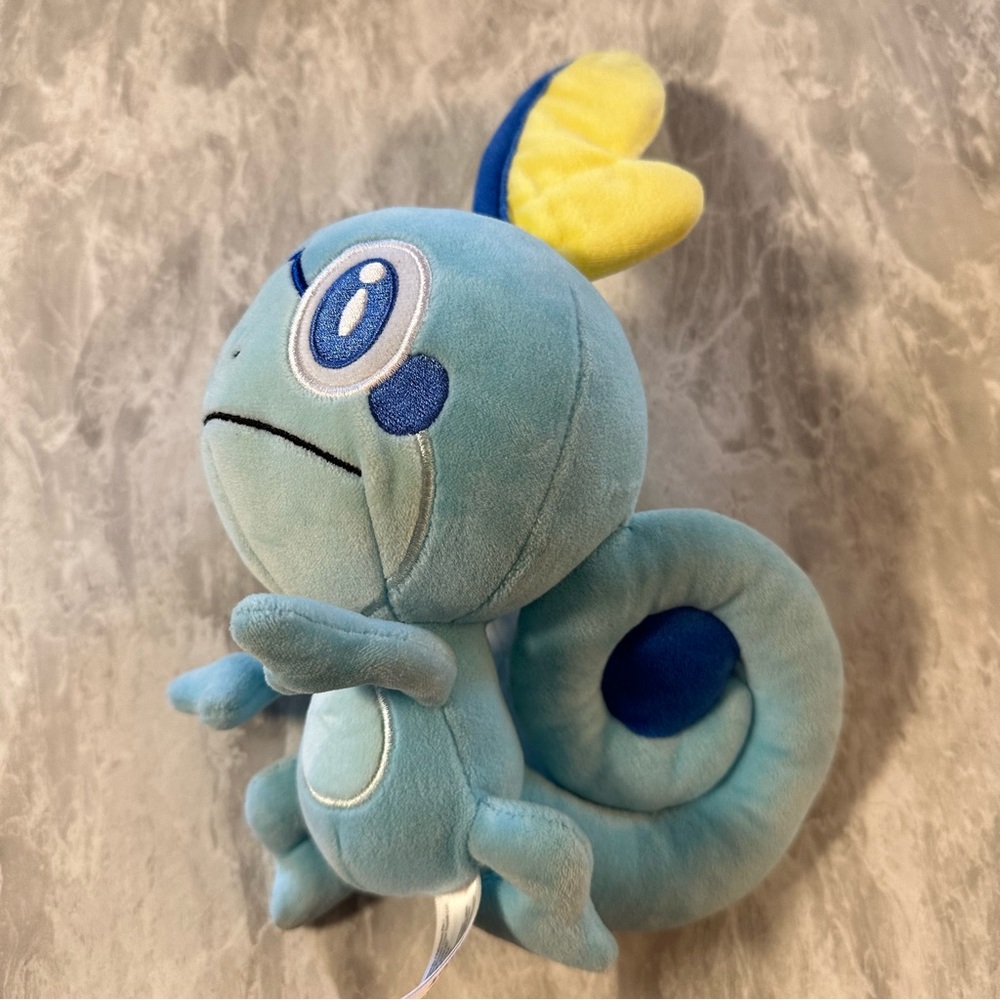 Pokémon Wicked Cool Toys Sobble Plush‎